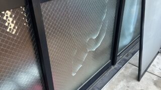 ガラス修理